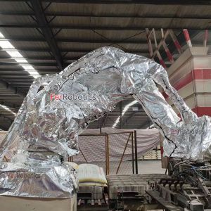 工业机器人如何在低温环境“坚如磐石”？防寒防护服是关键