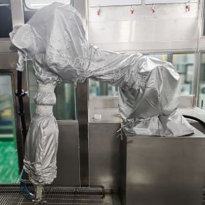 汽车车间防尘防水汽机器人防护服